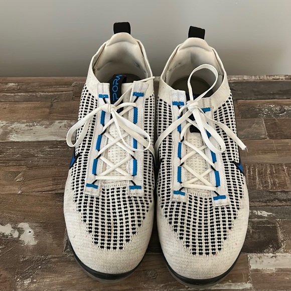 Nike Men’s Air Vapormax 2021 FK Shoes - Picture 4 of 4